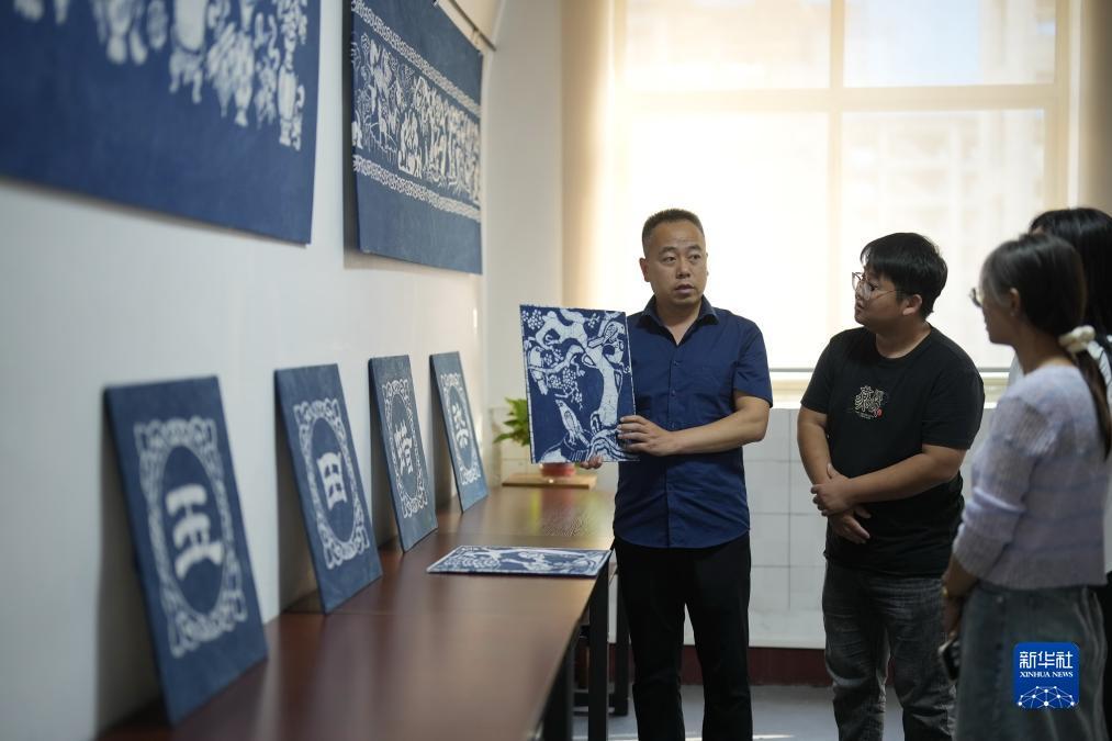 巴黎人下载地址